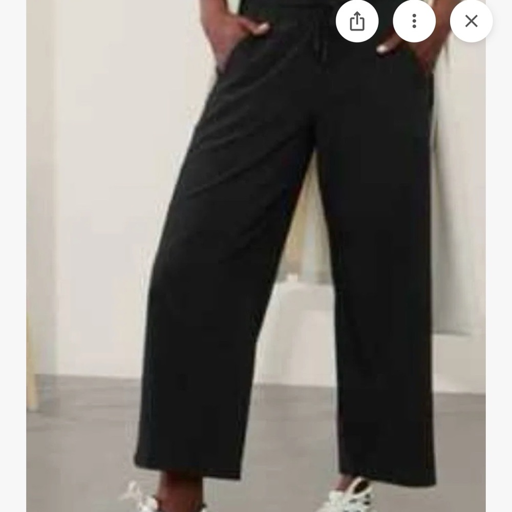 Athleta Avenue Wide Leg Crop Pant Black